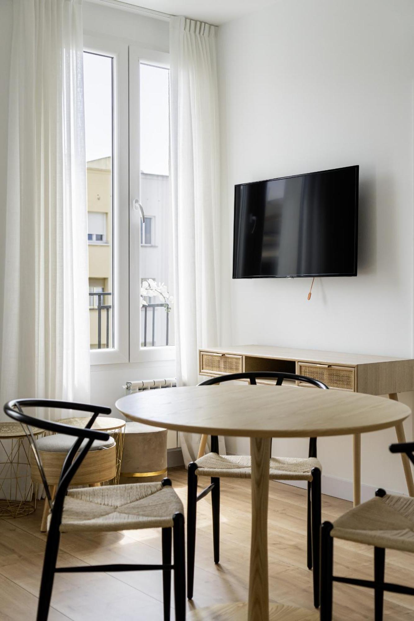 Apartamento Reformado En Metro Ibiza Alquiler Temporal Madrid Ngoại thất bức ảnh