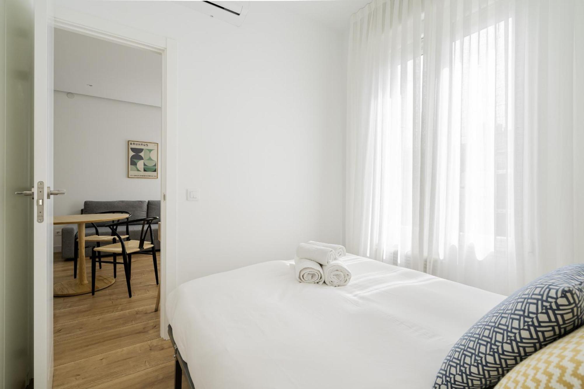 Apartamento Reformado En Metro Ibiza Alquiler Temporal Madrid Ngoại thất bức ảnh