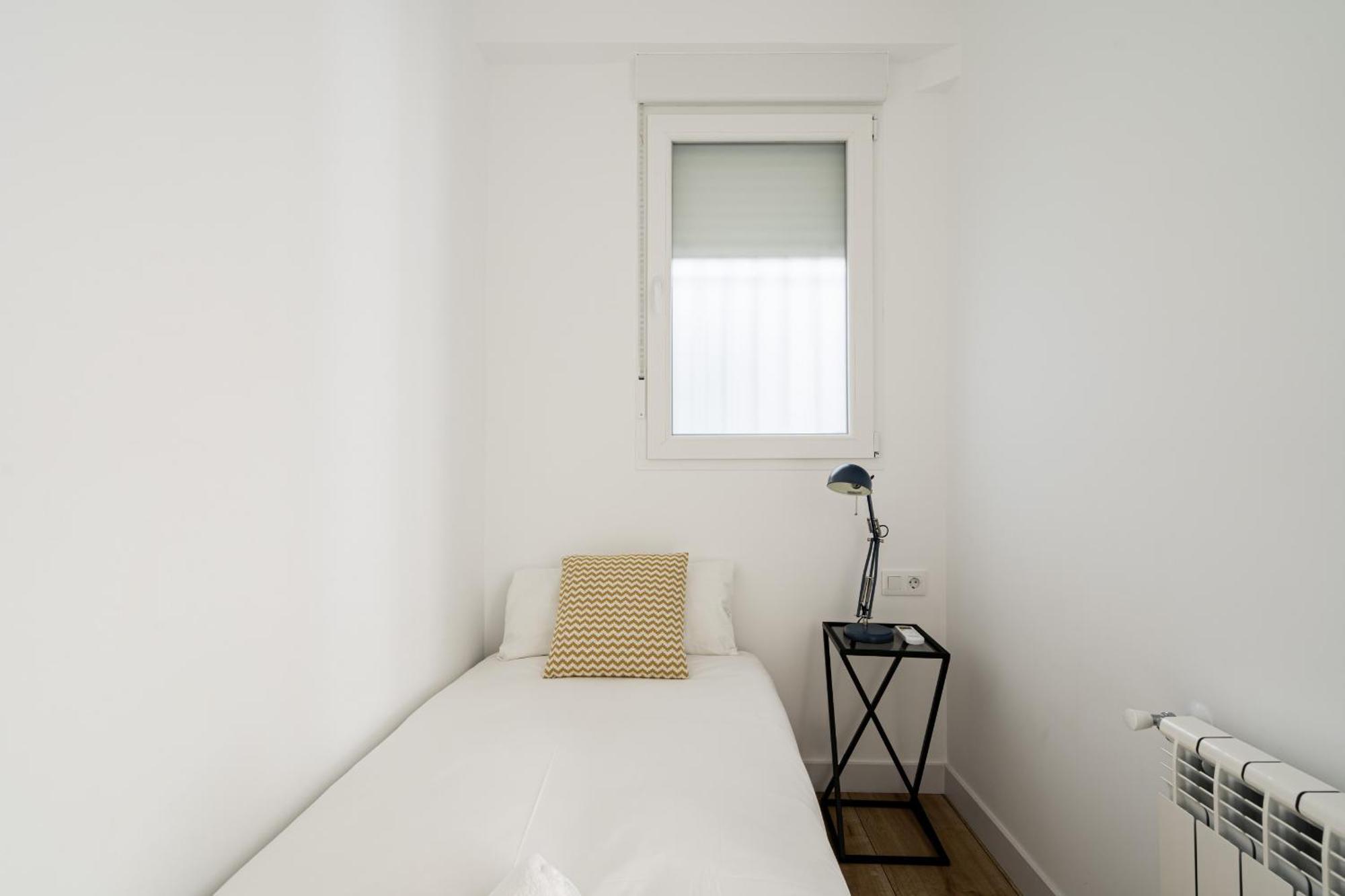 Apartamento Reformado En Metro Ibiza Alquiler Temporal Madrid Ngoại thất bức ảnh