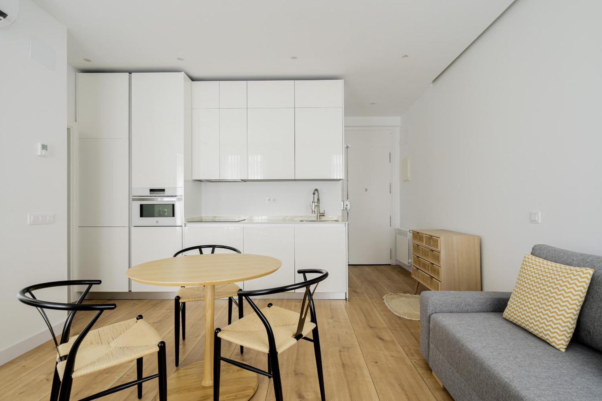 Apartamento Reformado En Metro Ibiza Alquiler Temporal Madrid Ngoại thất bức ảnh